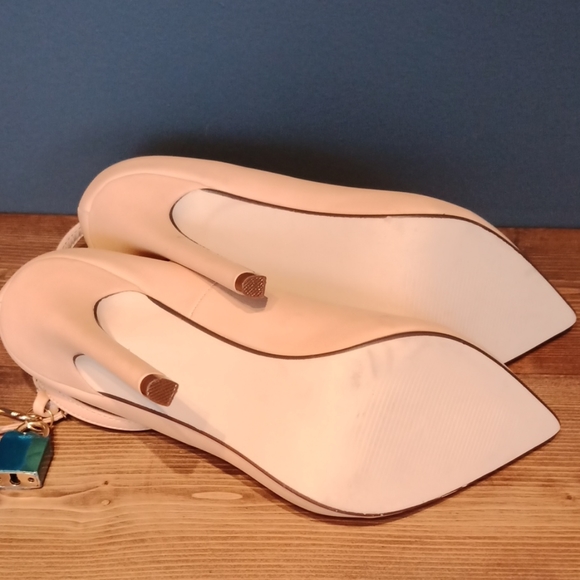 Jast fab heels - Picture 7 of 8